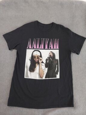 ​Aaliyah Graphic Tee Shirt Black Size M Official Licensed R&B Hip Hop Y2K Style